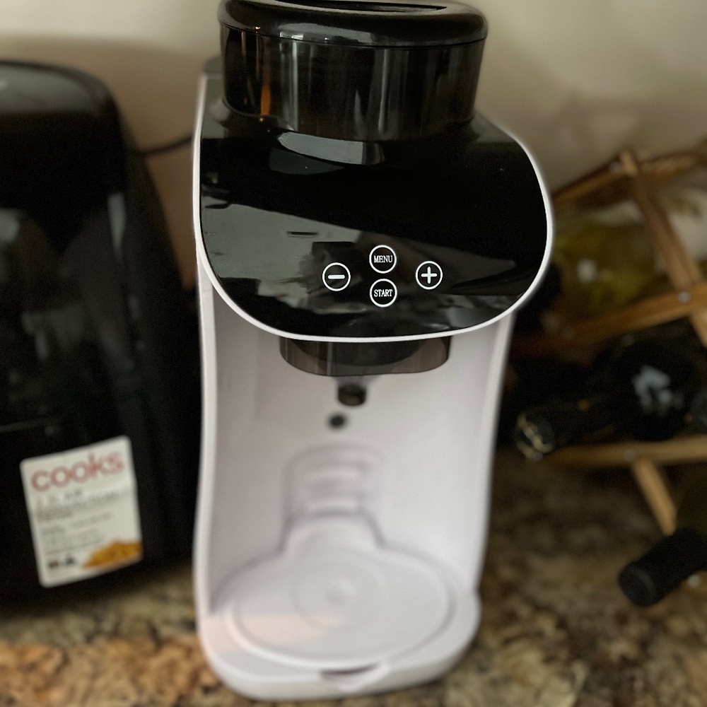 Baby  EXO Milk maker